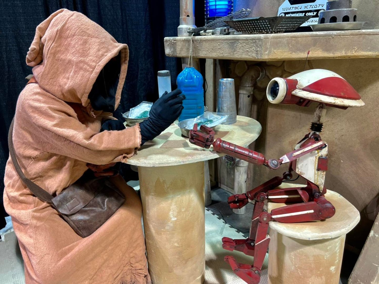 Pit Droid photo 7